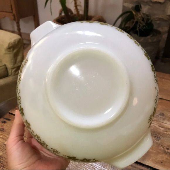 Vintage Pyrex Mixing Bowls - Spring Blossom - Picture 5 of 12